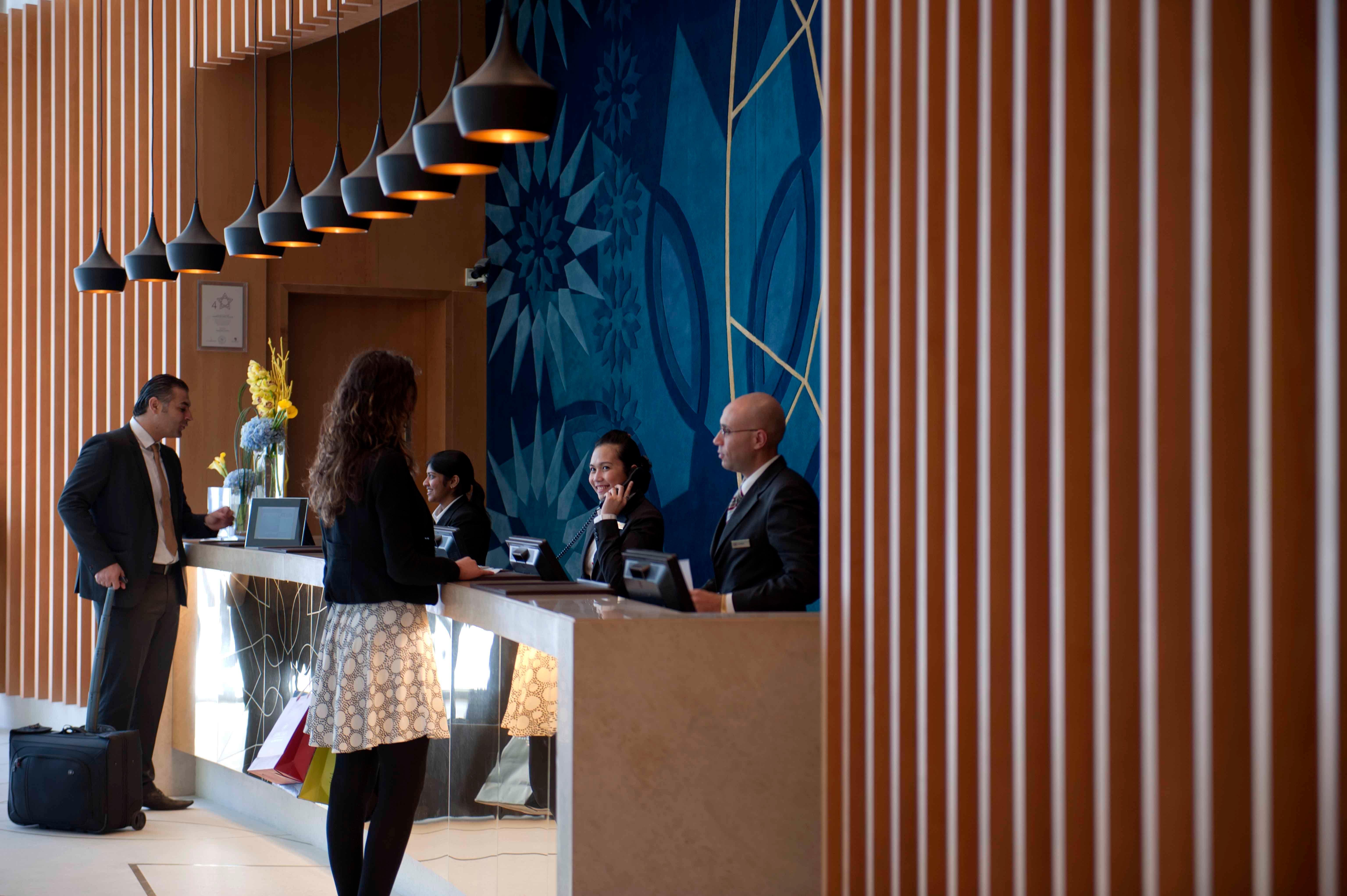 Crowne Plaza Yas Island By Ihg Hotel Abu Dhabi Eksteriør billede